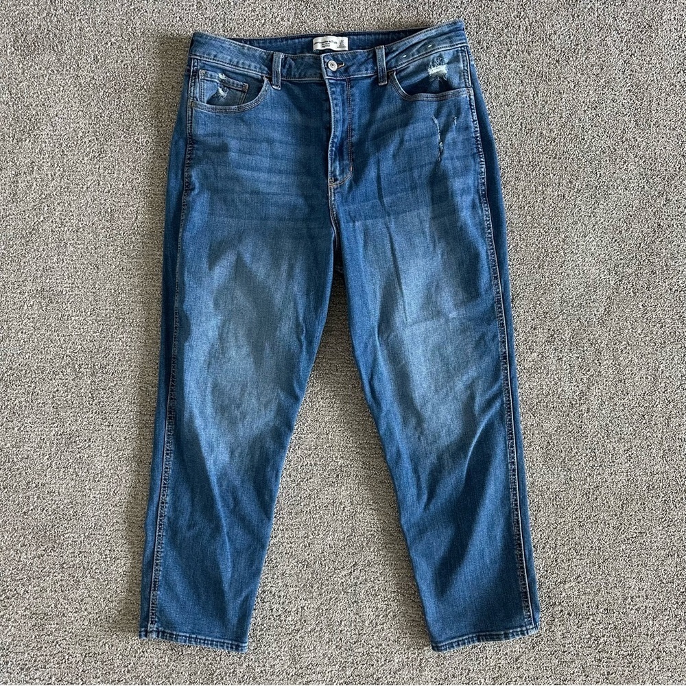 Abercrombie & Fitch The Mom High Rise Jeans Size 32/14R